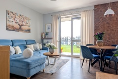 2025-06-18-09-45-50-158